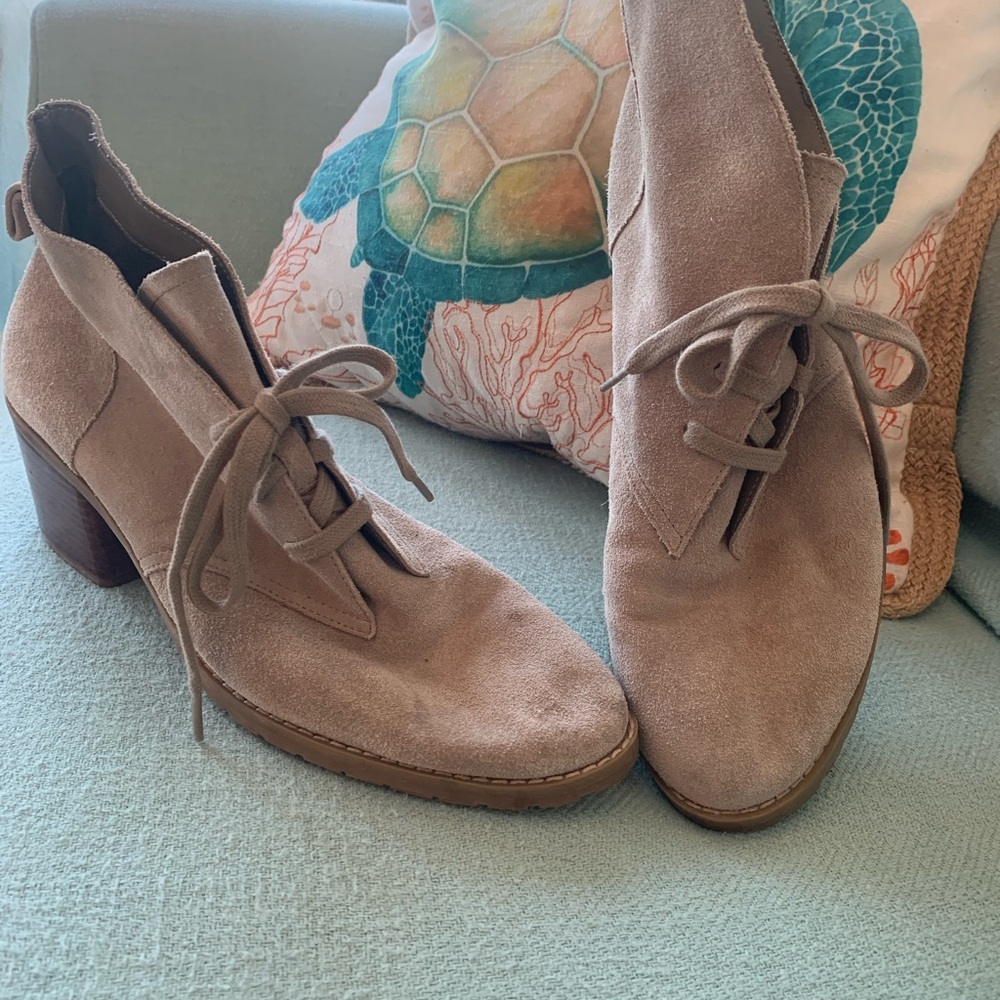 Darling suede lace ankle boots